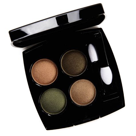 chanel blurry green